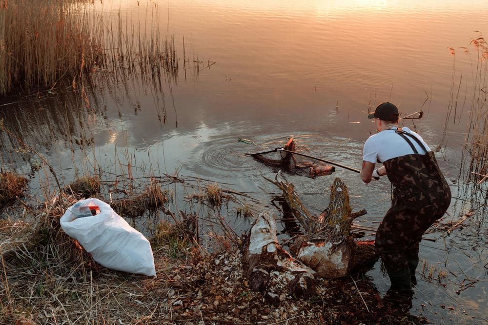 Combating Plastic Pollution: How Communities Make a Difference