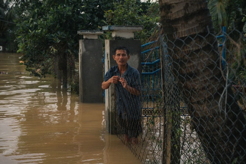 Reading image for Surviving the Storm: A Coastal Community’s Story of Resilience